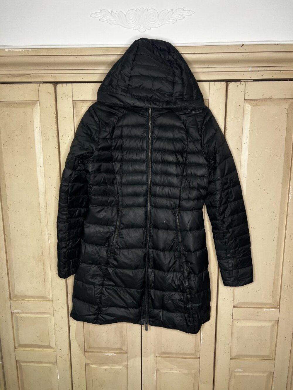 Lululemon Black Long Quilted Puffer Coat Hooded Zip Pockets Women's Size 8 - Picture 7 of 11